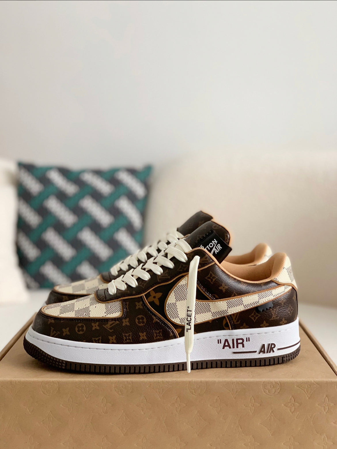 AIR FORCE 1 X LOUIS VUITTON