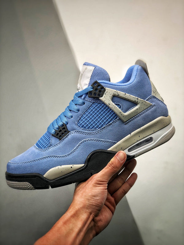 AIR JORDAN 4