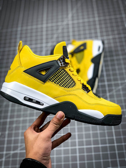 AIR JORDAN 4