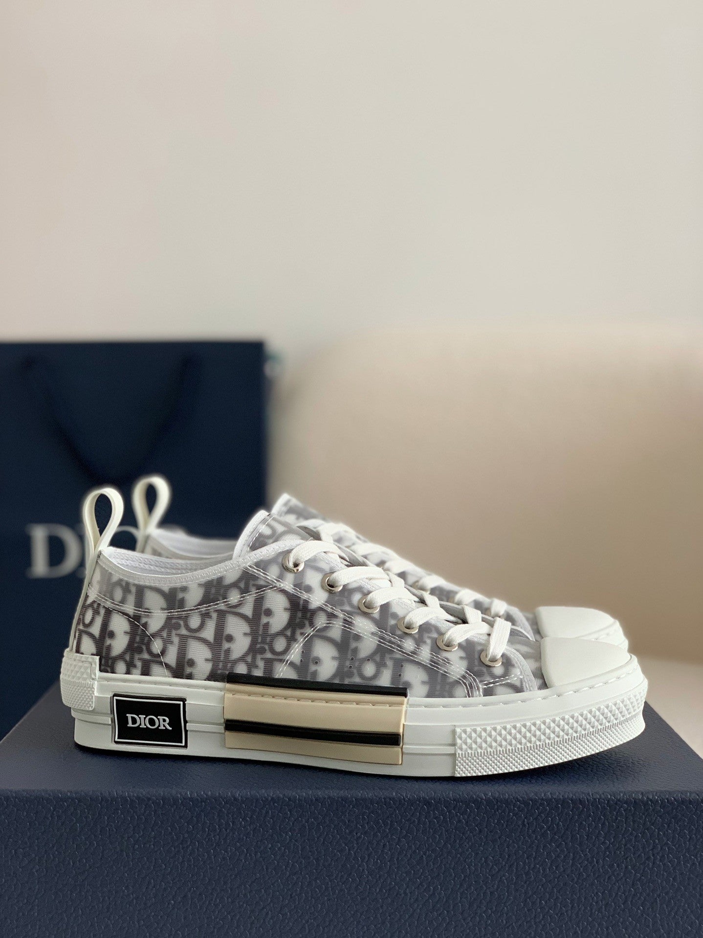 DIOR B23 SNEAKER