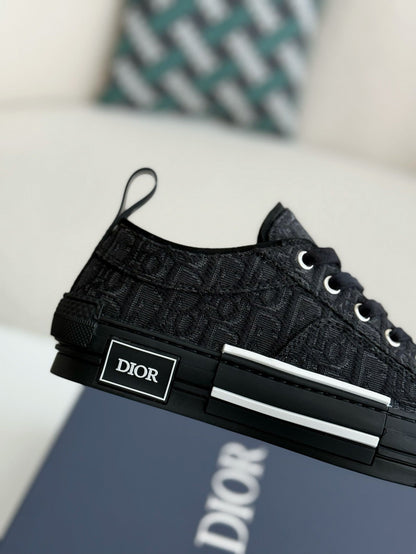 DIOR B23 SNEAKER